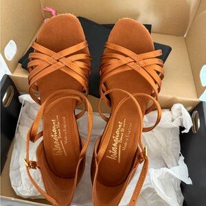 International Dance Shoes Tan Satin Never Used